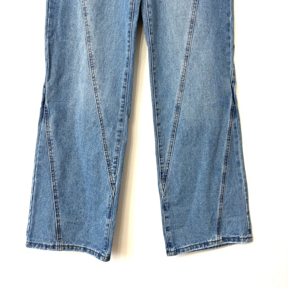 Commense Vintage High Waisted Straight Leg Jeans with Seam Details - Picture 9 of 11